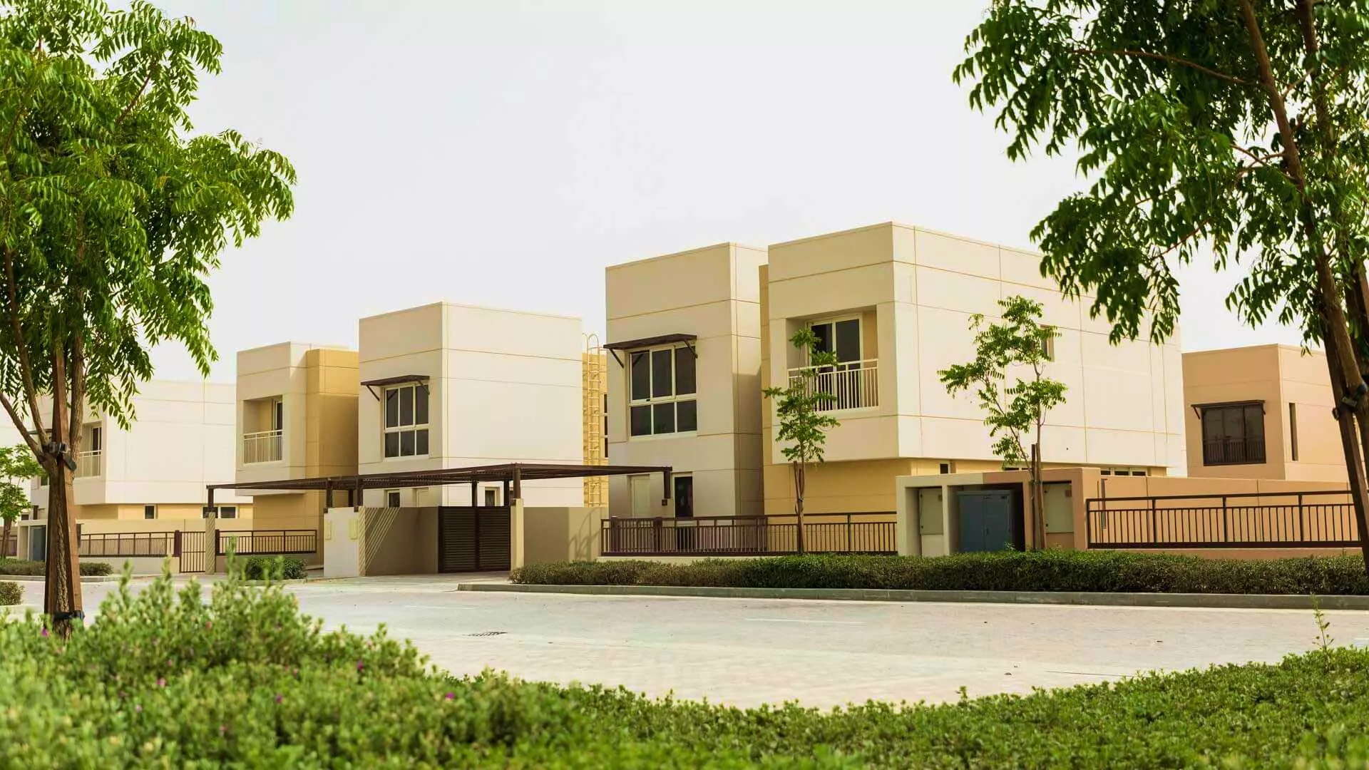 Mansion Avenue 001.jpg